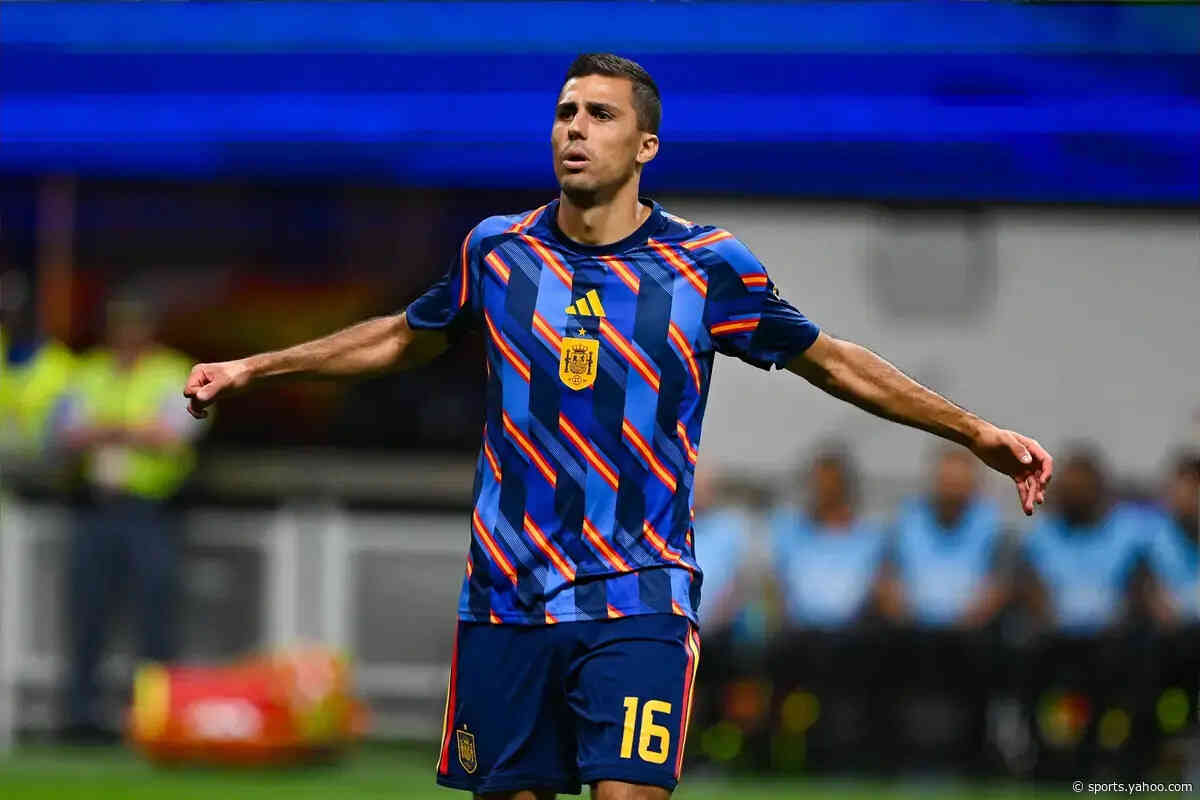 Real Madrid legend sends transfer message to Manchester City’s Rodri