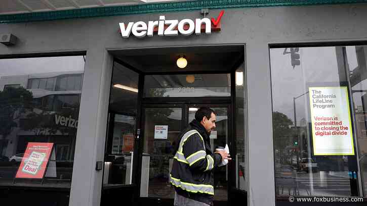 Verizon launches simpler plans and new loyalty program, drops some fees