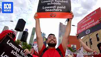 Union won't rule out more strikes as Victorian teachers reject pay offer