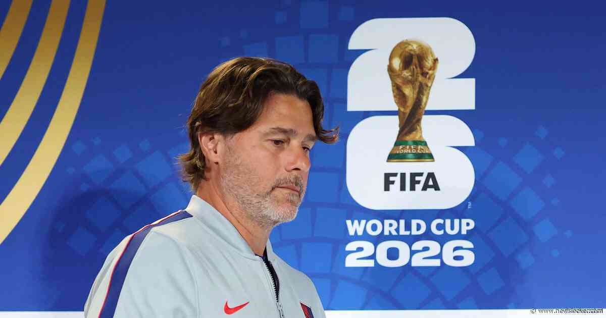 Gesigneerd shirt voor gewonde cameraman, Pochettino genoot van Messi