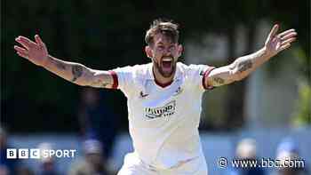 Bailey signs on for one more year at Lancashire
