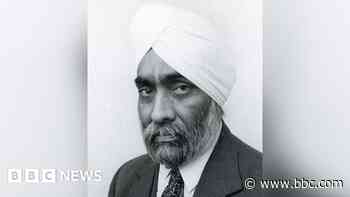 Blue plaque unveiled for British Sikh trailblazer