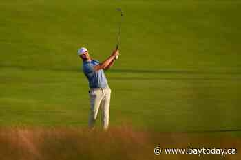 Wyndham Clark seizes on changing nature of Shinnecock to lead US Open