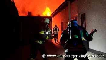 Feuer zerstört Gartenhütte in Tiefenbach