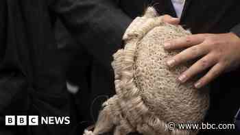 Barristers to end strike over criminal legal aid