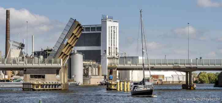 Coenbrug bij Koog aan de Zaan gestremd