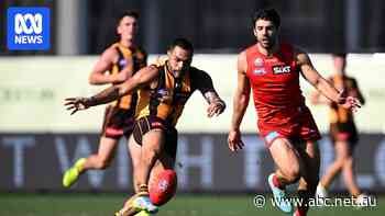 Live: Suns look to reverse form and kickstart season against Hawks
