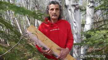 A car crash left him with brain and spinal injuries. Discovering birch bark art saved him