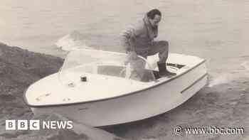 Rare 1950s speedboat returns to lake after 60 years