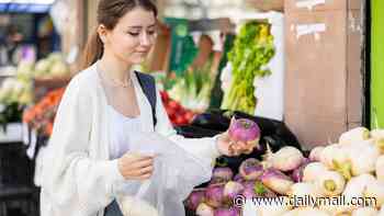 The $2 vegetable that must be in your grocery cart if you're trying to lose weight