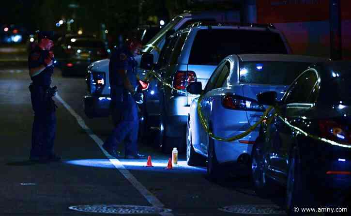Two men shot dead in the Bronx, detectives search for killers: cops