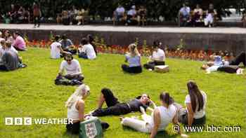 Amber heat health alerts in place as temperatures set to soar above 30C