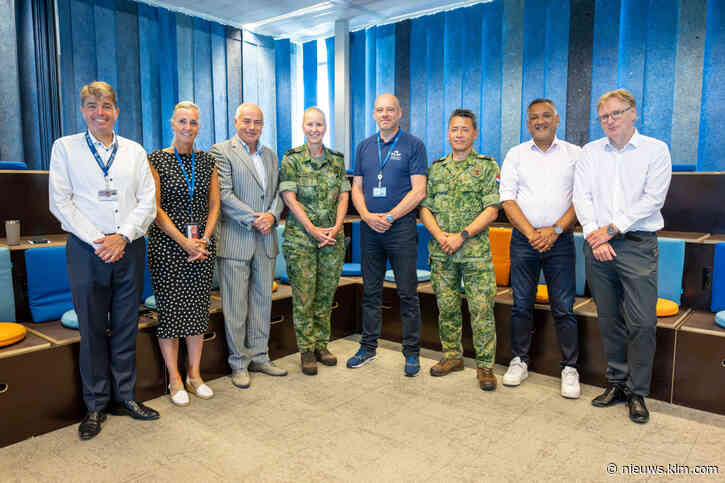 KLM-monteurs in training bij de Koninklijke Luchtmacht