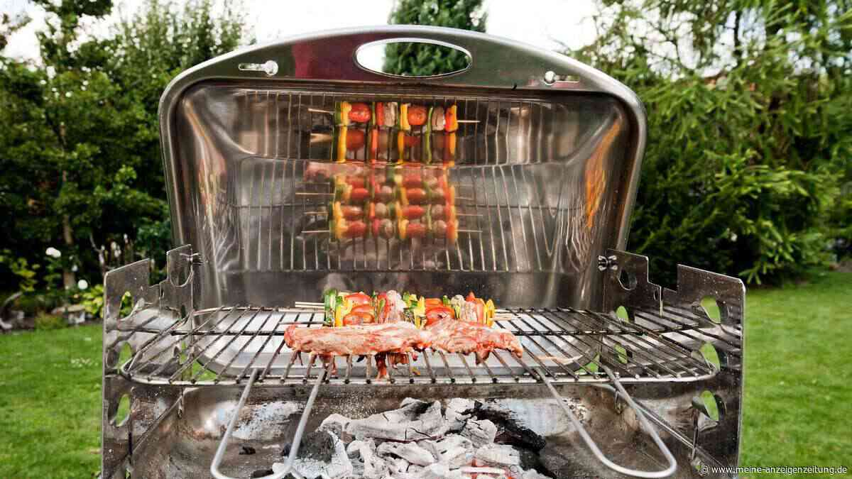 Anzünden bis Abschrubben: 3 Tipps rund ums Grillen
