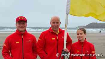 Father and two children join forces as lifeguards at Welsh beach