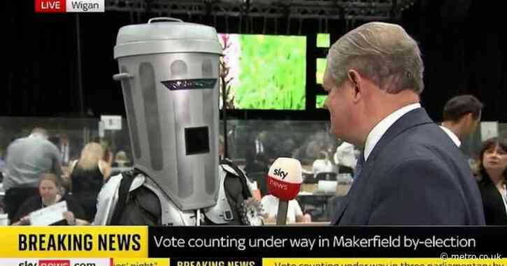 Viewers declare bonkers interview the ‘greatest 2 minutes of television ever’