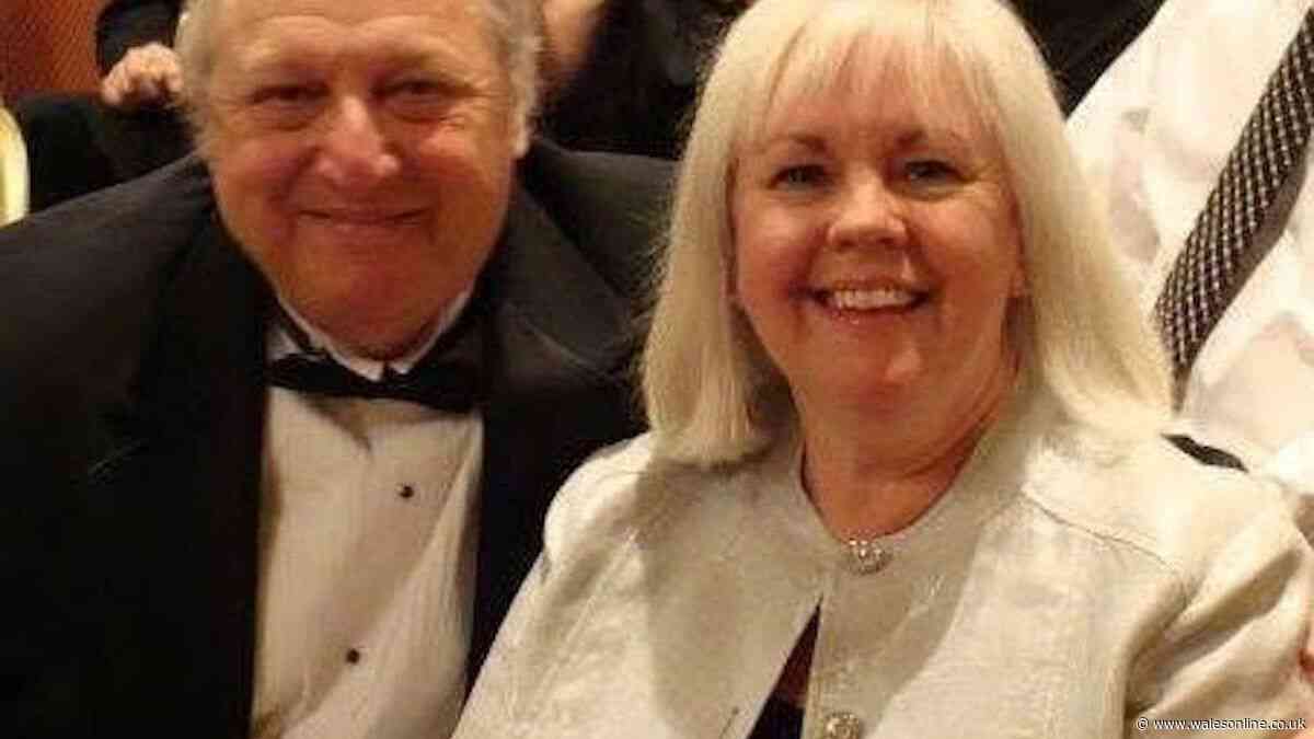 Soap star and wife die in tragic house fire