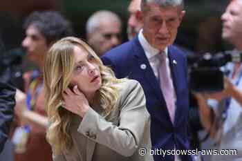 Política italiana critica al unísono a Trump por decir que Meloni le suplicó una foto