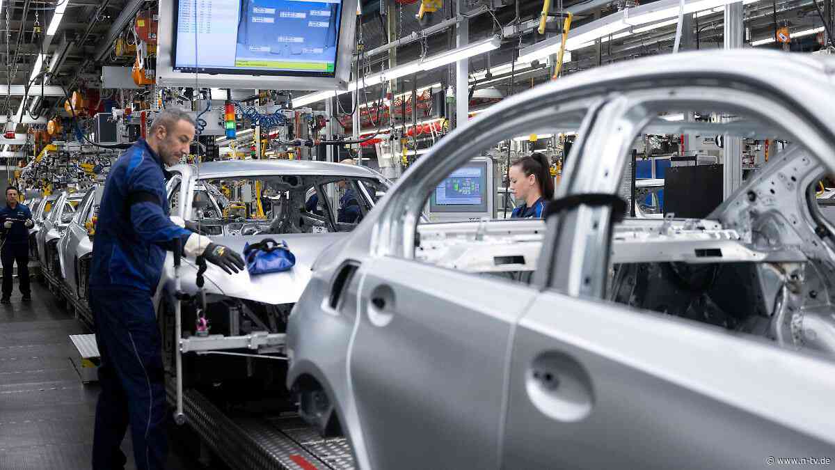 Gespräche mit Betriebsrat: BMW stimmt Belegschaft auf Sparprogramm ein