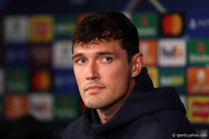 Barcelona defender set to renew contract until 2027 despite approach from two clubs – Romano