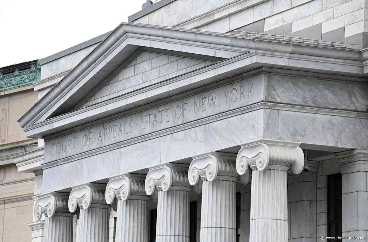 NY's highest court approves age cap for judges