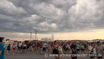 Besucher warten in Autos: Unwetterwarnung unterbricht Southside Festival – am späten Abend geht es weiter