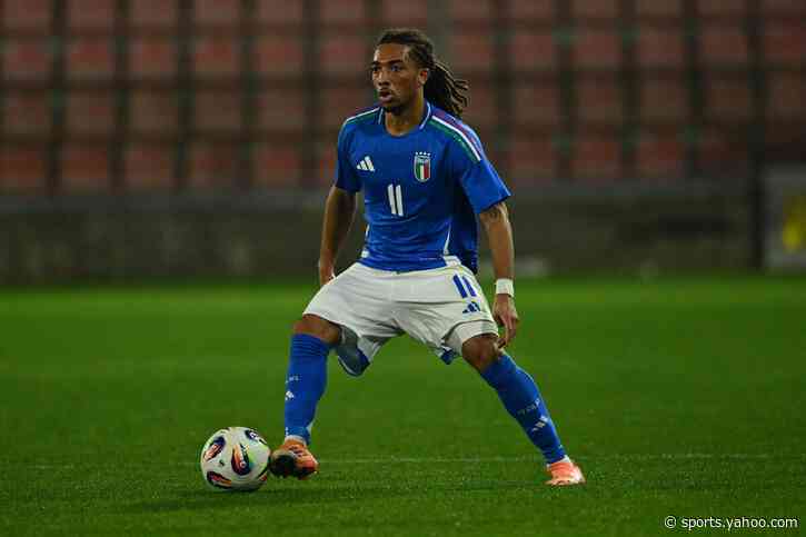 Fiorentina interested in signing Italy international Koleosho from Burnley