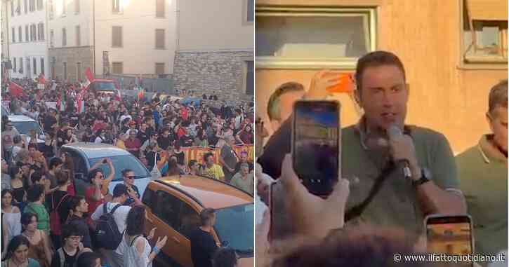 Roberto Vannacci a Firenze per una “passeggiata identitaria”: migliaia in piazza per contestarlo