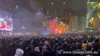 US anthem booed at Federation Square