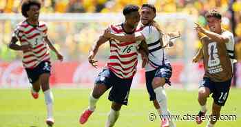 U.S. clinches spot in World Cup knockout round with dominant win over Australia