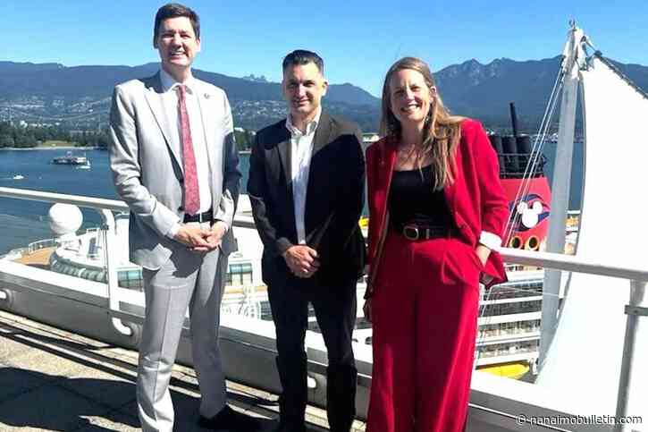 Premier meets with North Cowichan leaders after call for help on homelessness, addiction
