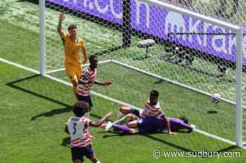Despite Christian Pulisic’s absence, US beats Australia 2-0 to advance to World Cup knockout round