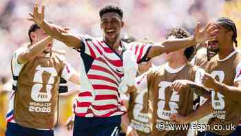 U.S. sees off Australia, advances to WC knockouts