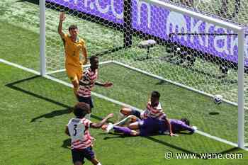 US beats Australia 2-0 to advance to World Cup knockout round