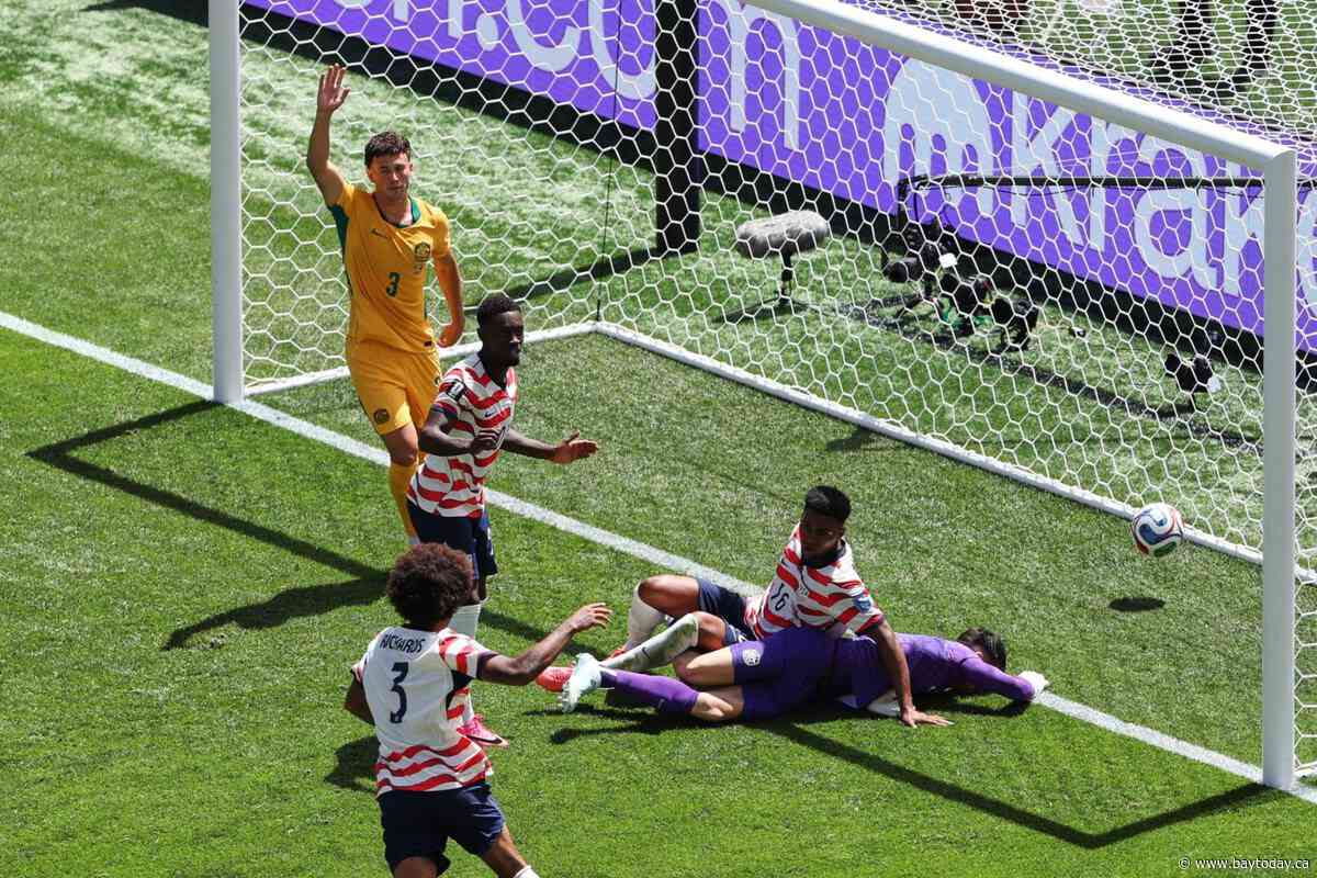 Without the injured Christian Pulisic, US beats Australia 2-0 to advance to World Cup knockout round