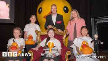 Pupils compete in Alex Horne's tasking competition