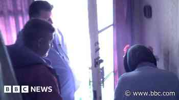 Footage shows woman, 83, conned by rogue traders