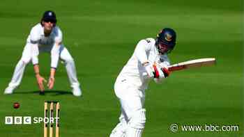 Sussex dominate Hampshire on opening day at Hove