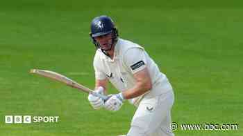 Benjamin's 70 helps Kent edge day one with Middlesex