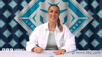 London City Lionesses sign ex-England keeper Earps