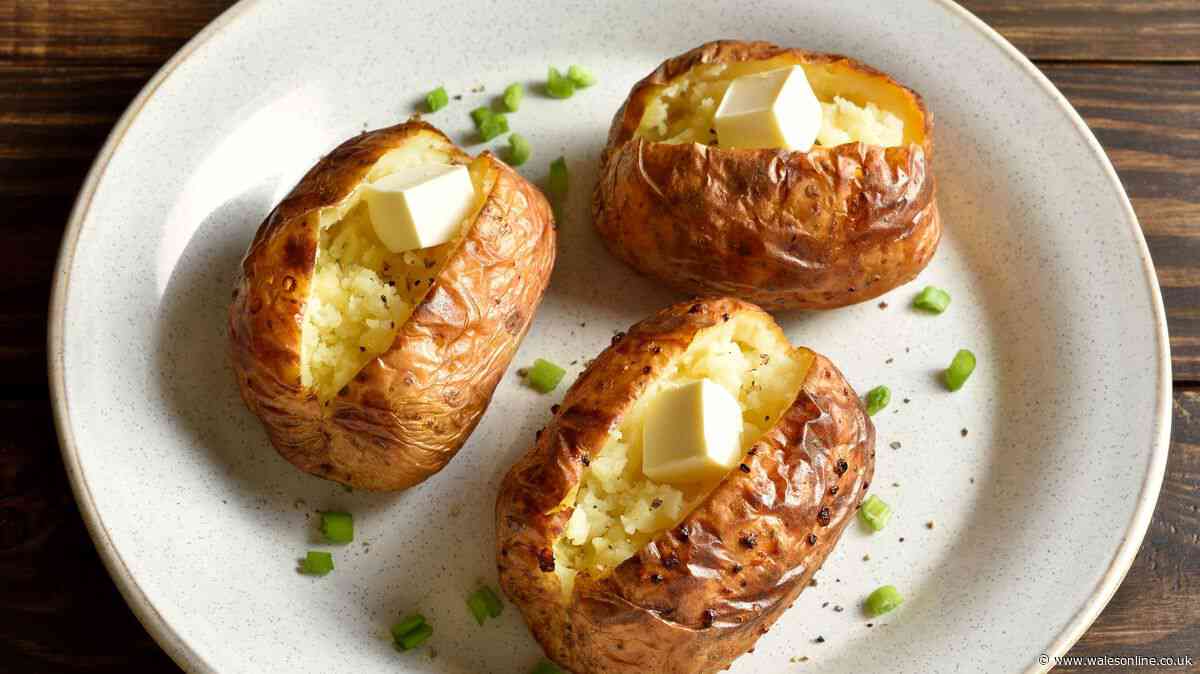 I make crispy jacket potatoes in the air fryer using 1 ingredient - no oil needed