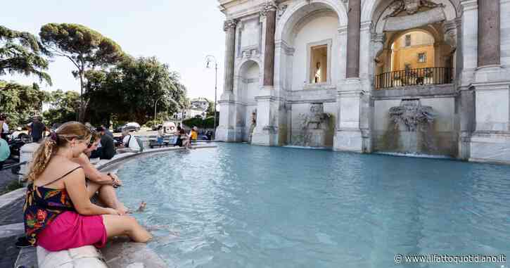 Roma, contro il caldo cinque ingressi liberi in piscina per gli over 70: una misura del tutto nonsense