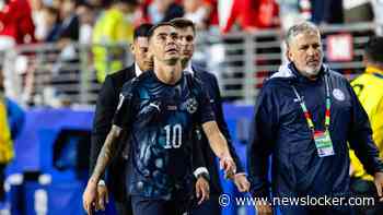 Primeur op WK 2026: Paraguayaan Miguel Almiron krijgt rode kaart na praten met de hand voor zijn mond