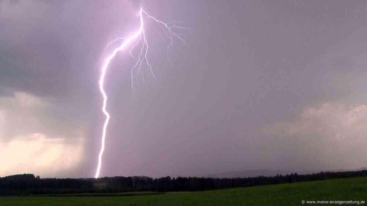 Neun Menschen bei Blitzeinschlag auf Sportfest verletzt