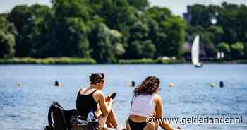 Warmte houdt Nederland in zijn greep: zaterdag zonnig en 30 graden, zondag kans op stevige buien