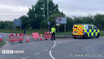 Driver dies and 33 people seriously injured in Bedford train crash