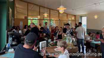 Bürgercafé in Hilgertshausen eröffnet: Über 200 Gäste feiern