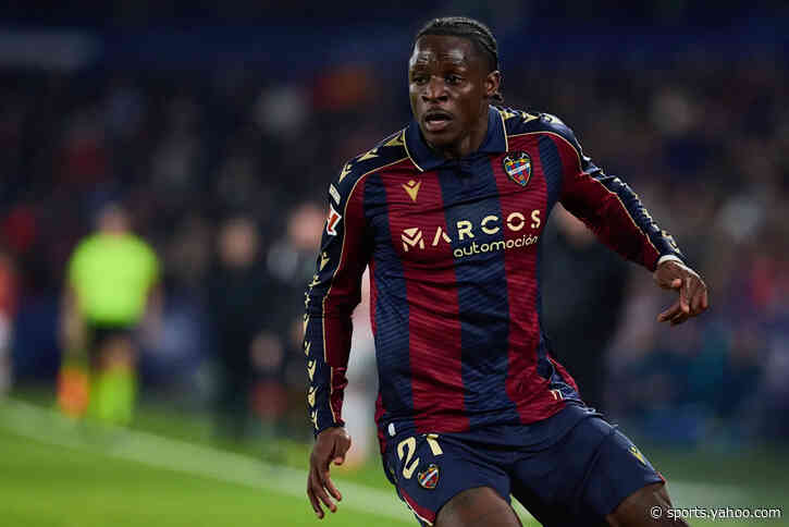 Everton Join Ipswich in Race for Levante Forward