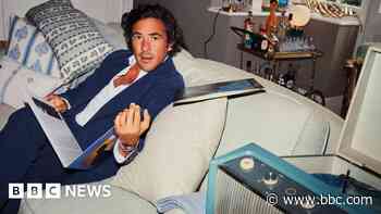 Jack Savoretti on 'leaning into a midlife crisis'