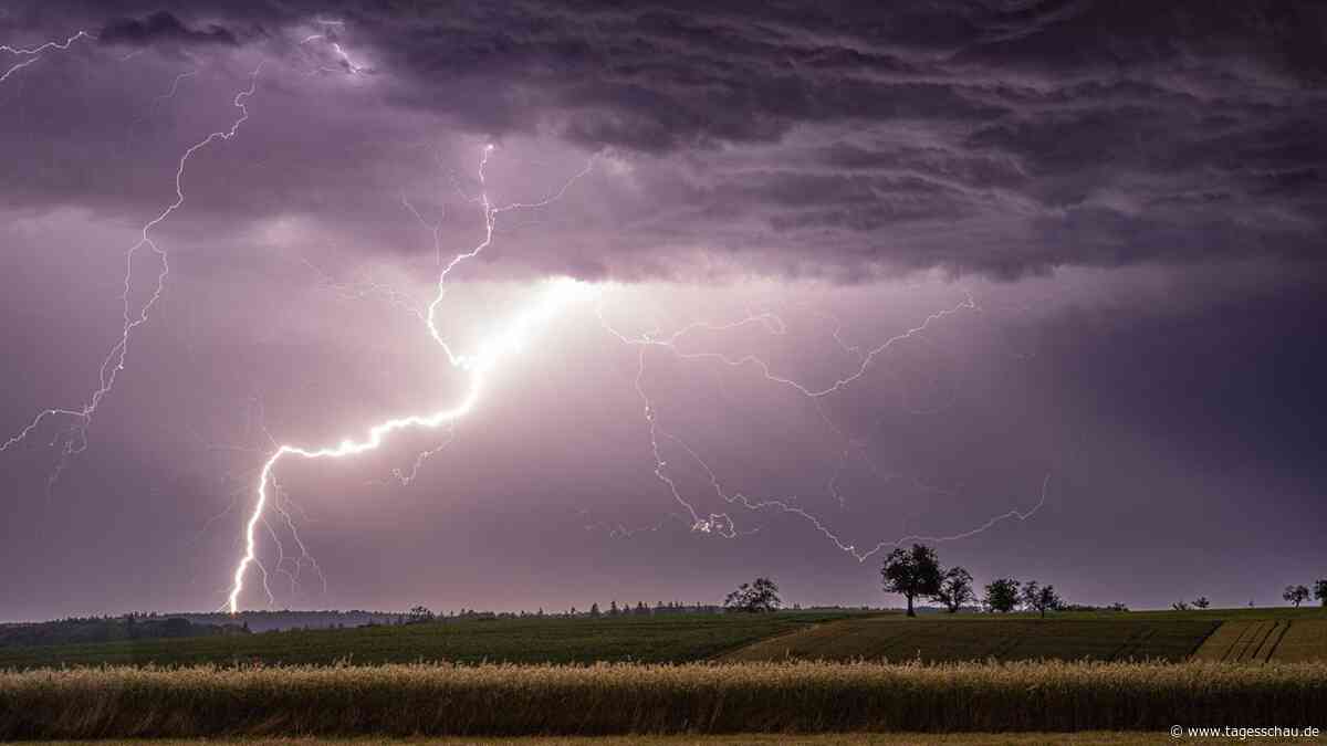 Wetter in Deutschland: Zwischen Hitze und Gewitter
